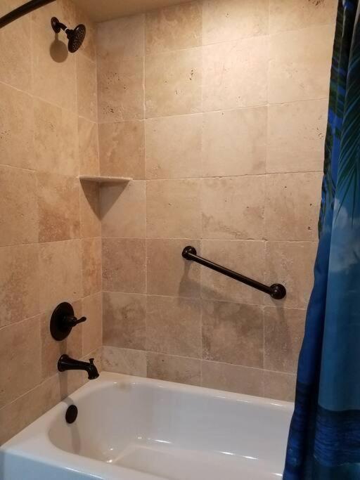 Hawaiian Cottage - Heated Pool Walk To The Beach Cocoa Beach Extérieur photo
