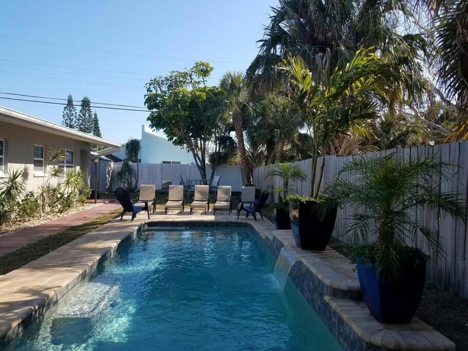 Hawaiian Cottage - Heated Pool Walk To The Beach Cocoa Beach Extérieur photo